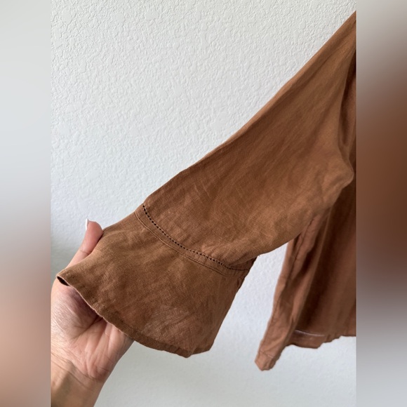 J. Jill Tan V-Neck Blouse - Picture 6 of 8